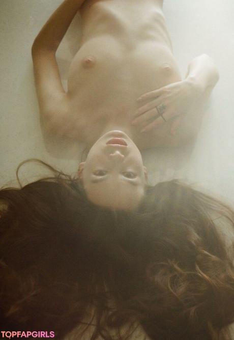 Emilypoker nude leaked OnlyFans pic